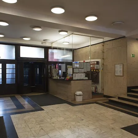 Хостел Roosevelt Прага